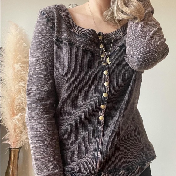Free People long sleeve - Picture 2 of 6
